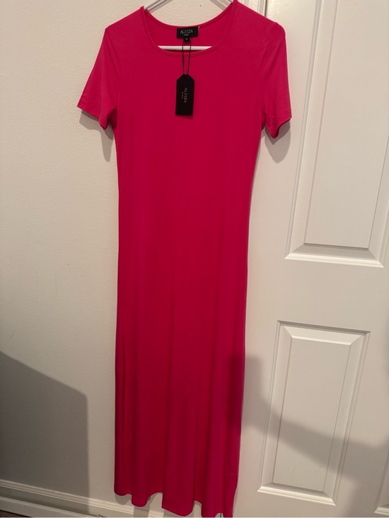 Aleeza Paris Dresses & Skirts - Aleeza Paris Hot Pink Soft Short Sleeve Maxi Dress Small NWT